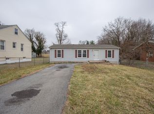 931 Jefferson Ave, Charles Town, WV