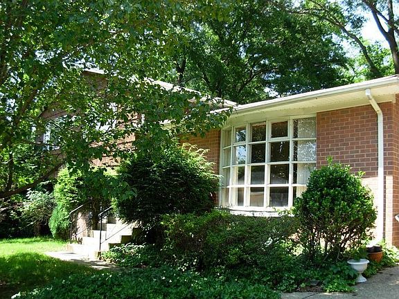 Front View -  Bay Window