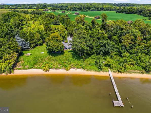 6110 Sheridan Point Rd, Prince Frederick, MD 20678