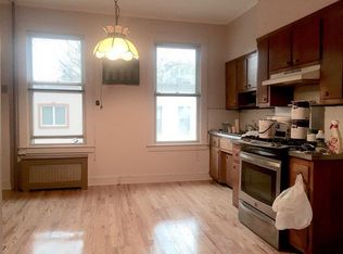 158 Ainslie St, Brooklyn, NY 11211