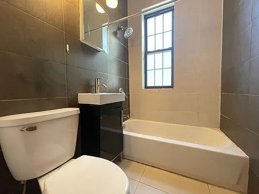 Rented by Yup Realty LLC | media 10