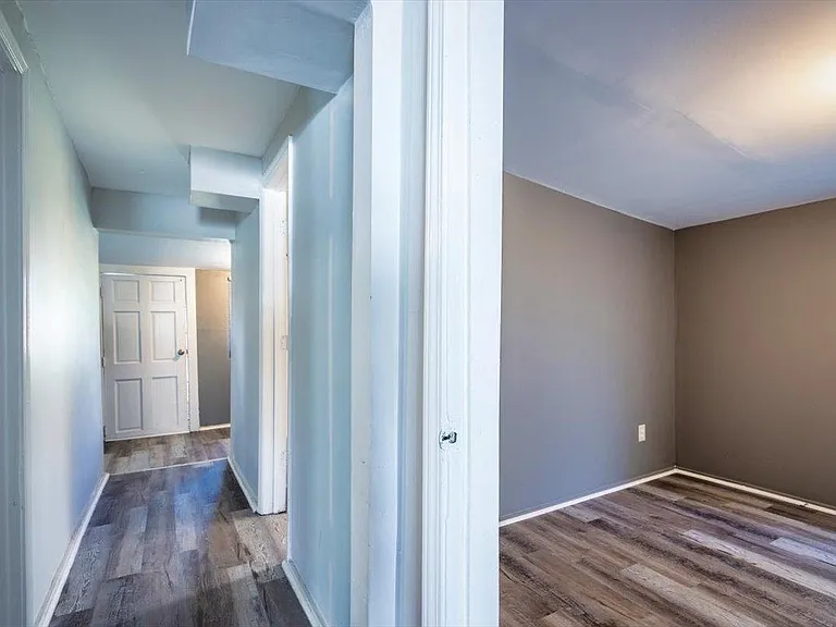 531 New Berlin Rd — Photo 15