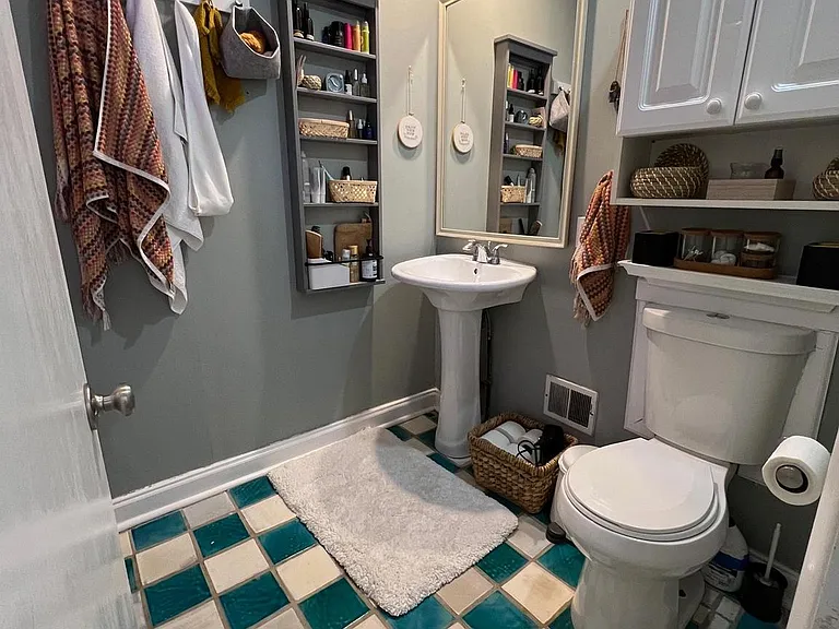 861 N 26th St #2 — Photo 9