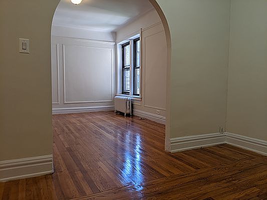 4th image of 84-09 Talbot St #53A