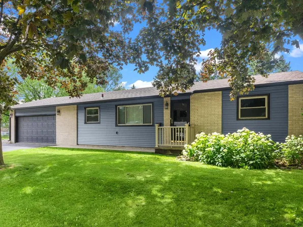 301 East 1st AVENUE, Elkhorn, WI 53121