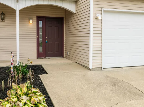 5713 W Monarch Ct, Bloomington, IN 47403