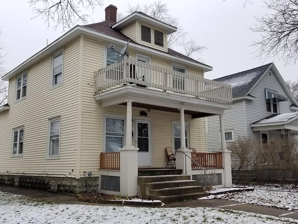1st image of 1123 Pine Ave NW
