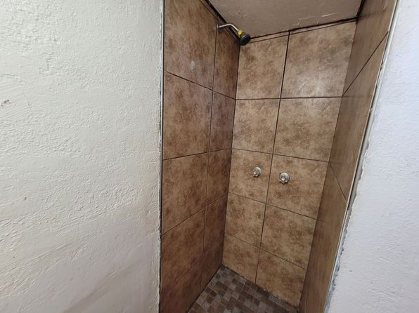 560 S Madison Ave APT 14