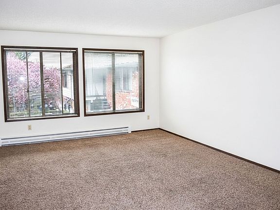 2nd image of 1301-1327 NE 28th Ave #1325