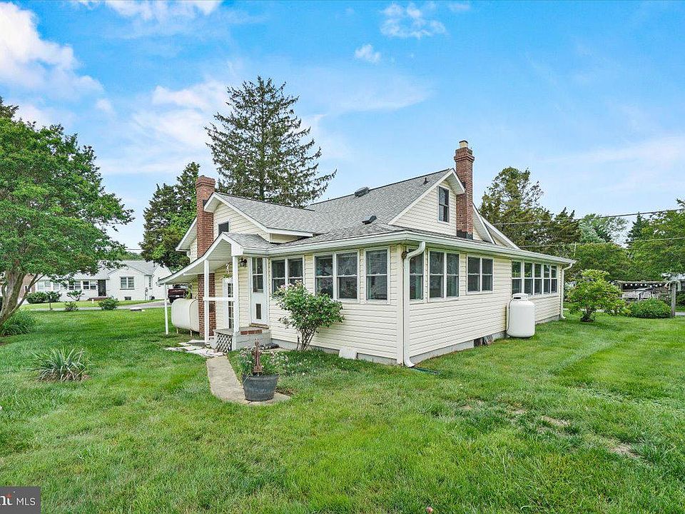2nd image of 3963 Ramsey Dr