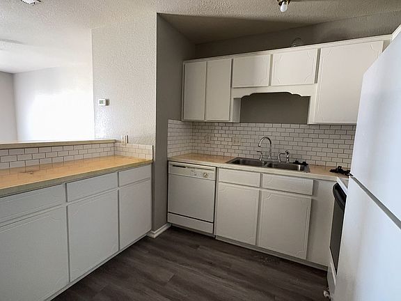 3rd image of 4203 Deek Dr APT C