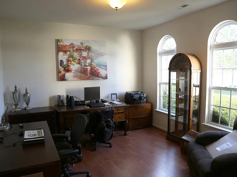 9310 Winston Hall Ct — Photo 4
