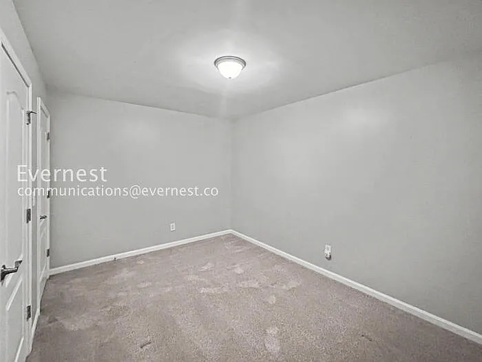 1153 Smith St SW — Photo 15