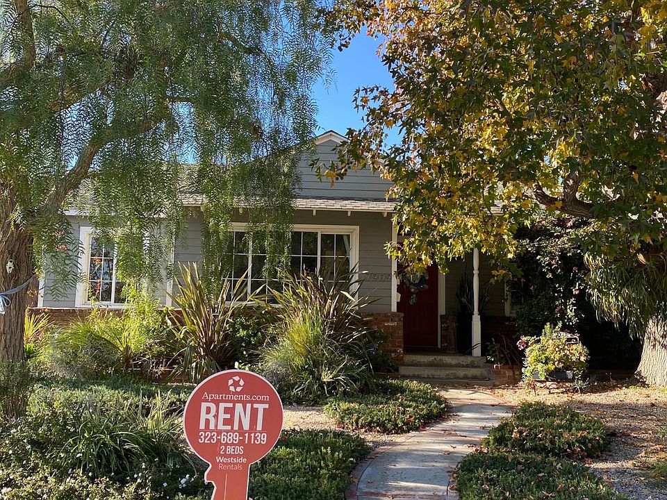 Beautiful front house that your future dream landlord lives in!