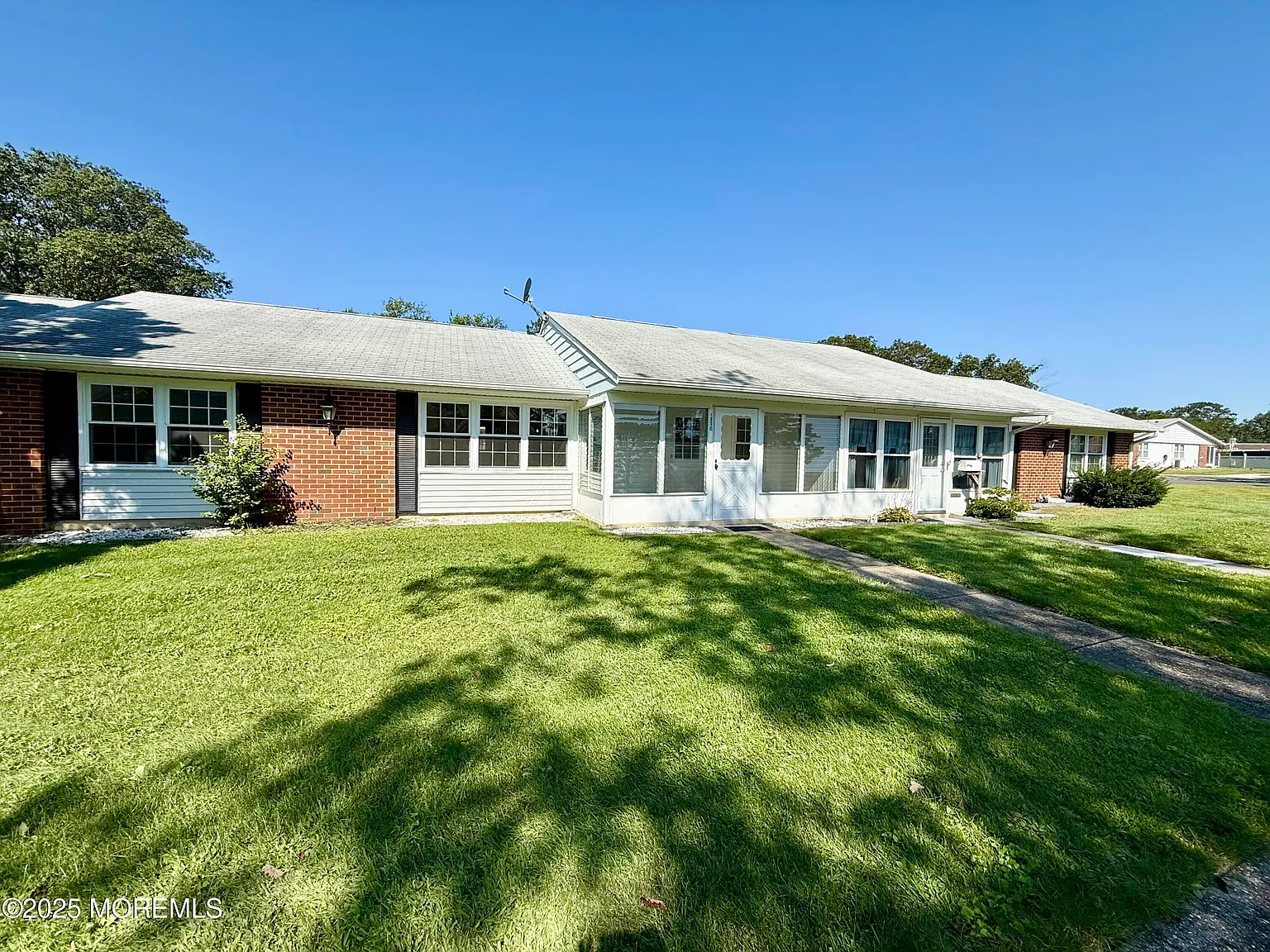 1221C Argyll Circle photo 1