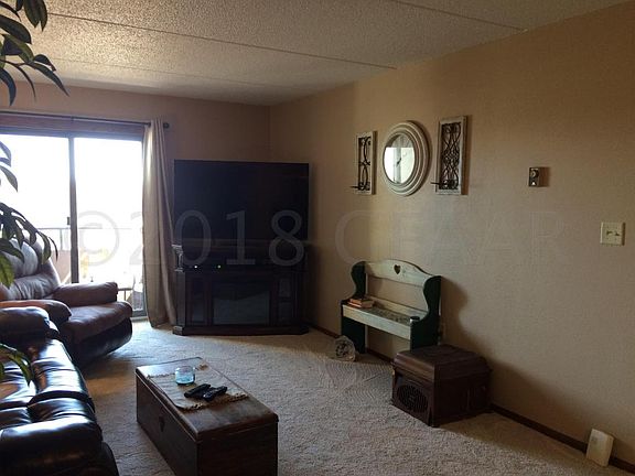5th image of 2200 S 29th St