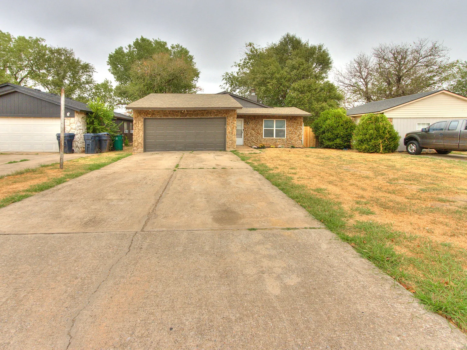 3 bed, 1193 sqft, $1,575 — Photo 1