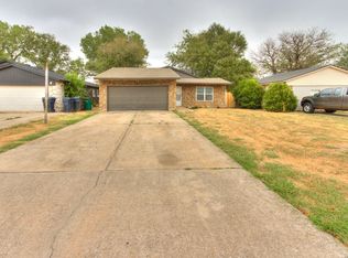 831 NW 114th St, Oklahoma City, OK 73114