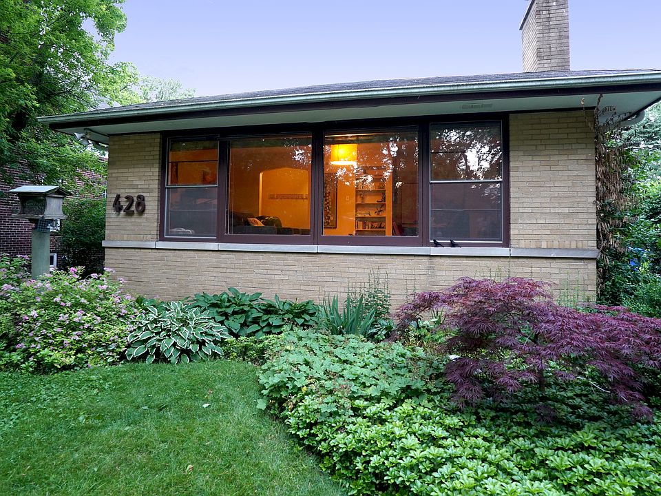 1st image of 428 Broadview Ave