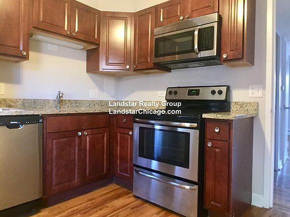 3rd image of 2110 W Foster Ave APT 1N