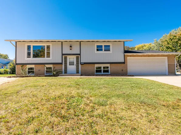 731 Claremont Dr, Downers Grove, IL 60516