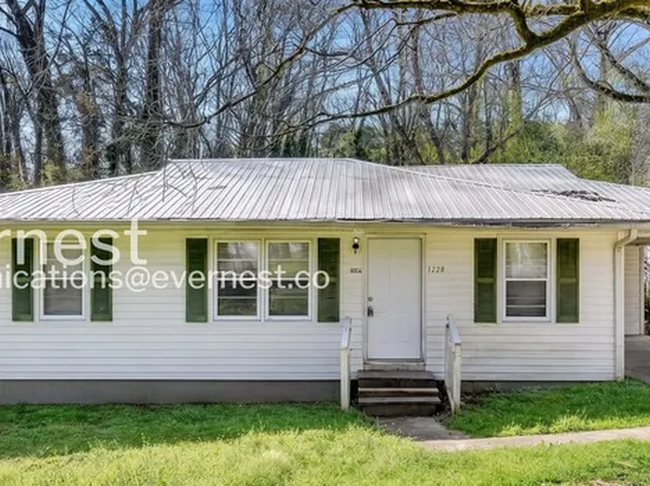 1228 Lynn Acres Dr, Birmingham, AL 35215