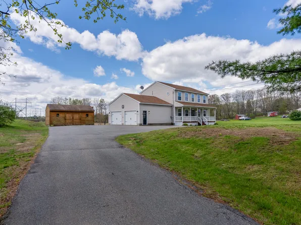252 Ossipee Trail E, Gorham, ME 04038