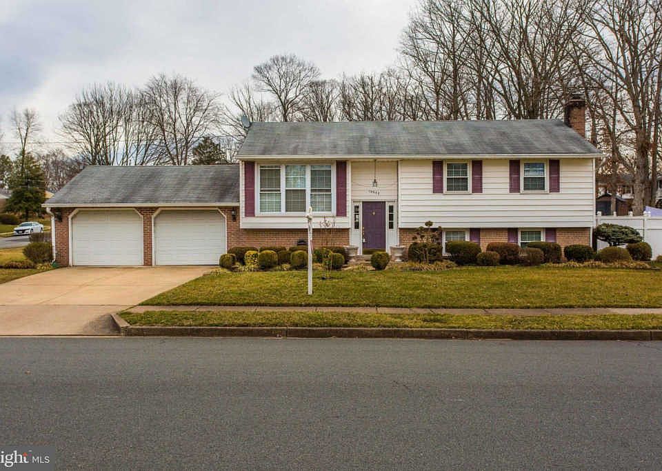 1st image of 14952 Greymont Dr