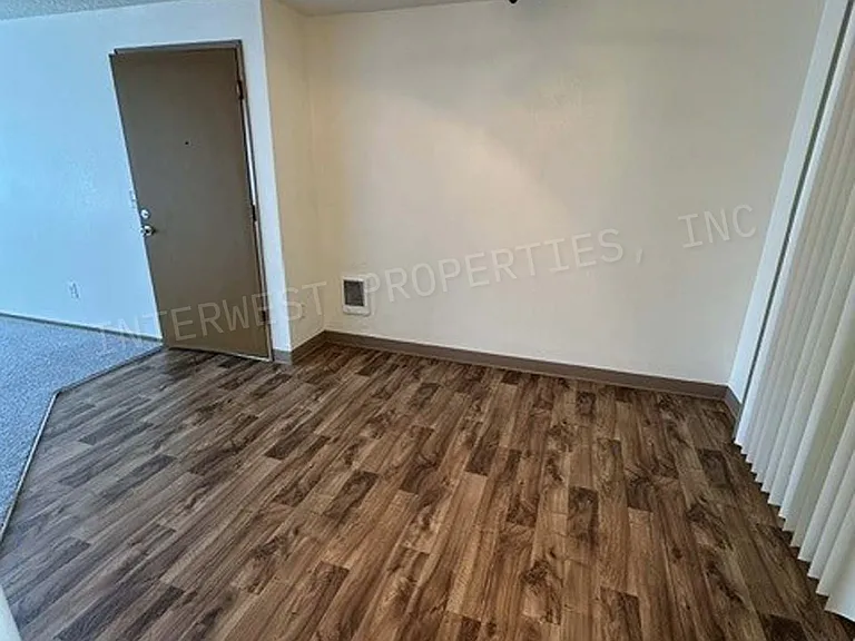 1001 NE 25th Ave #7 — Photo 14