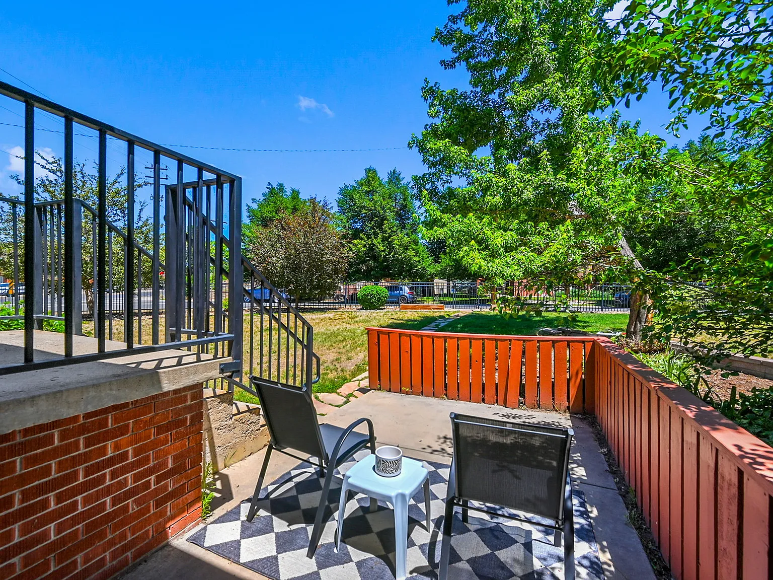 3286 W Fairview Pl — Photo 3
