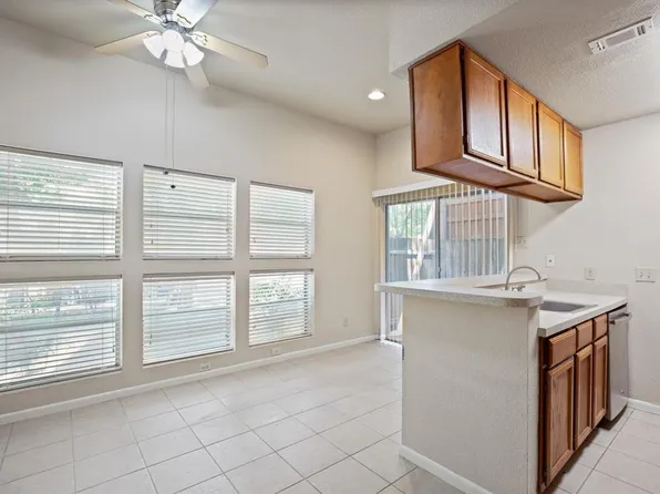 2311 Nueces St APT 101, Austin, TX 78705