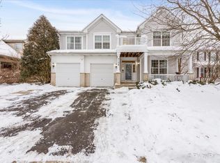 3136 Adamson Dr, Geneva, IL 60134