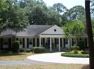 107 E Johnston St, Summerville, SC 29483