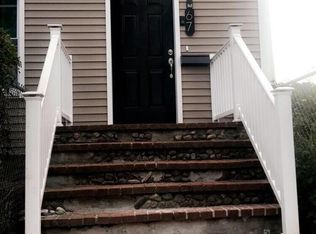 111 Chancery St #2, New Bedford, MA 02740