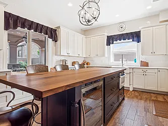 Sold by Casandra Properties Inc.