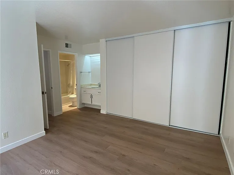 105 Pearl — Photo 11