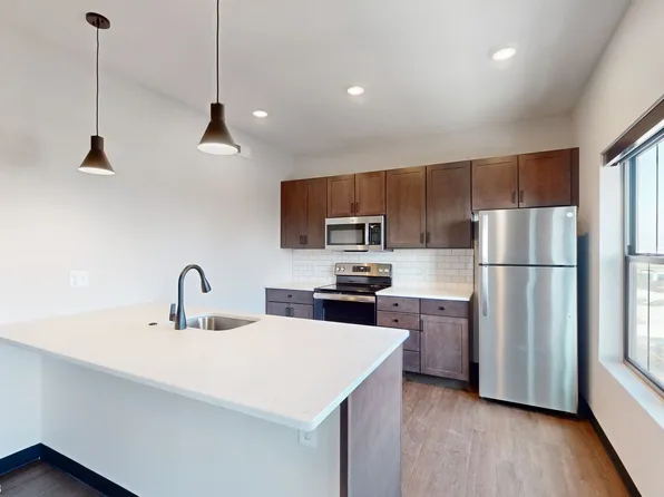 151 Lofts, 151 1st Ave SW #509, Cedar Rapids, IA 52405