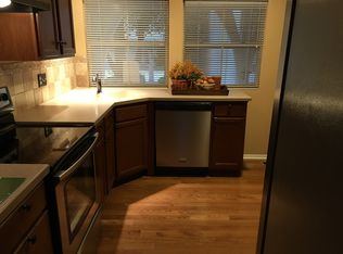 10217 Robinson St, Overland Park, KS 66212