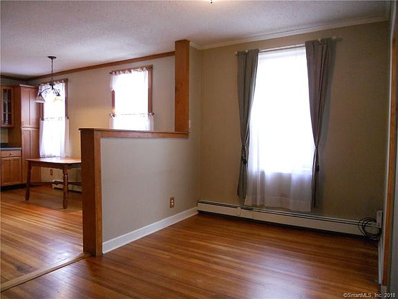 3rd image of 497 Burritt St APT 1