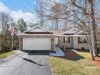 6 Pinehurst Ct, Etowah, NC, 28729