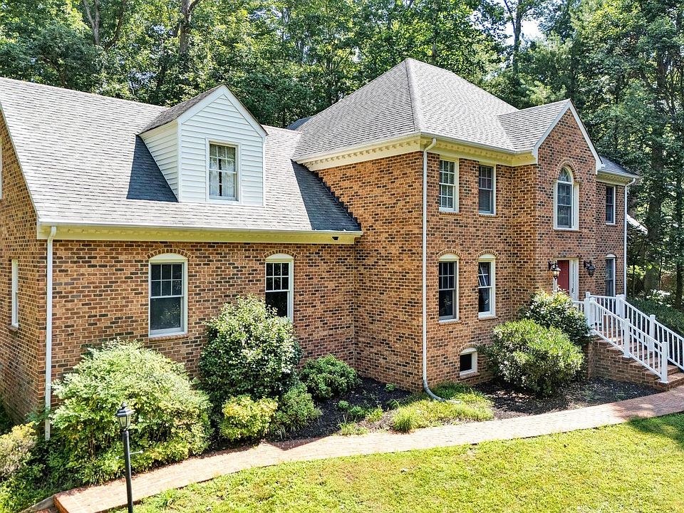 1st image of 3024 Cranehill Dr