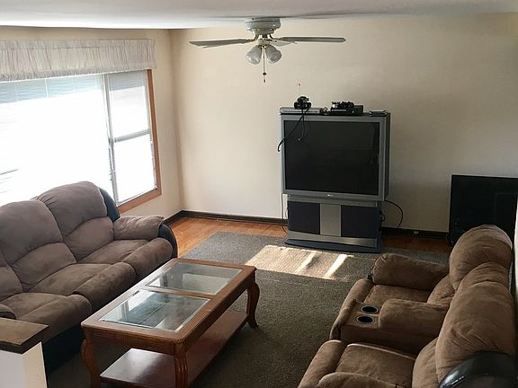 5th image of 10325 S Michael Dr