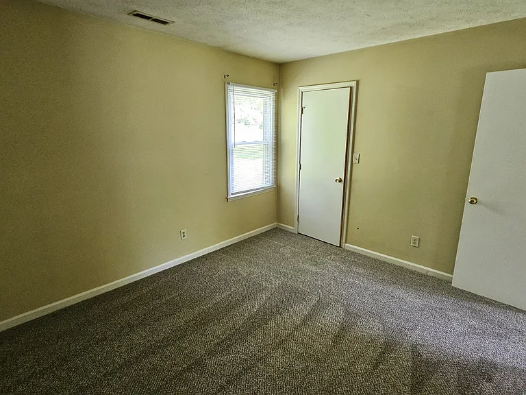 5603 Windy Willow Dr — Photo 24