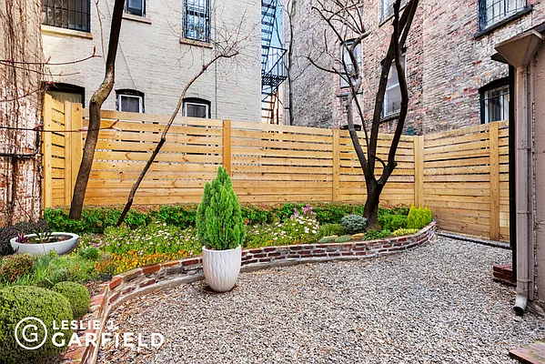 Sold by Leslie J. Garfield | media 5