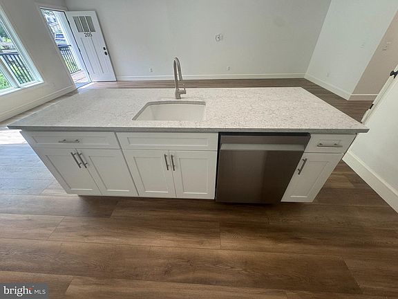 2nd image of 1087 Mount Tom Rd #205