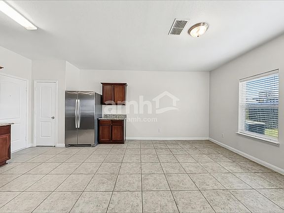 4th image of 8960 Blackhaw St