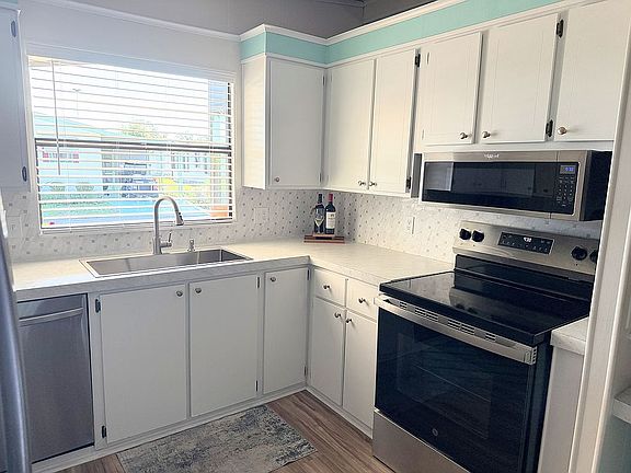 5th image of 4562 Schooner Ave