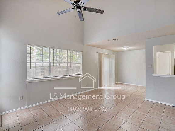 5th image of 7517 Oak Chase #1