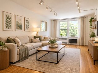 67-50 Thornton Pl #4S, Forest Hills, NY 11375