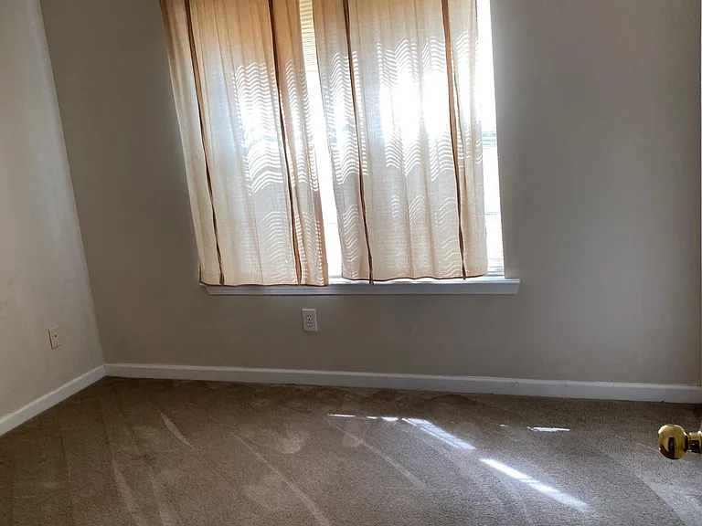 300 Lauren Way #HOUSE — Photo 4